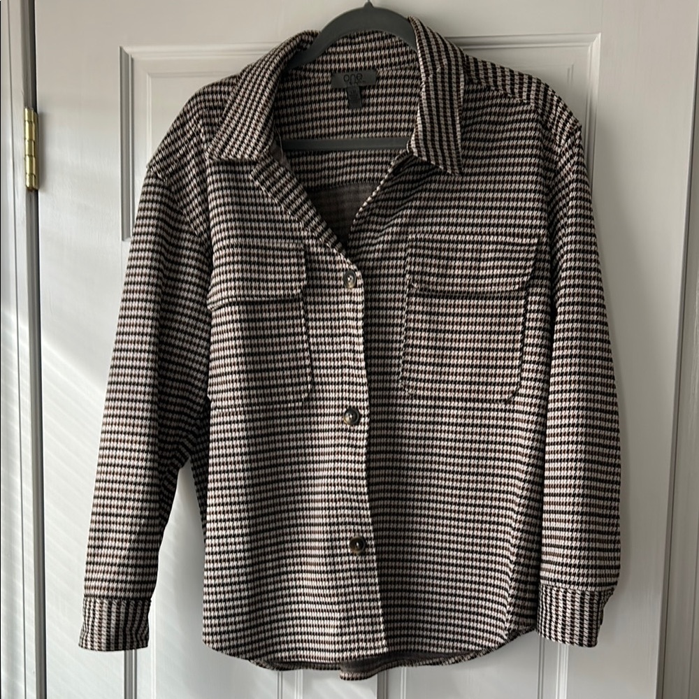 Black and White Houndstooth Jacket